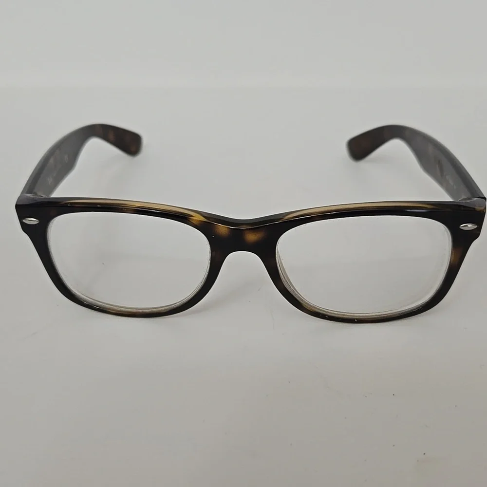 Ray-Ban stylish ray